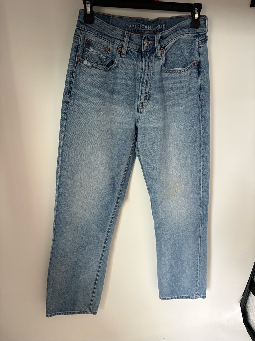 American Eagle Outfitters Light Blue womans Classic Straight Jeans